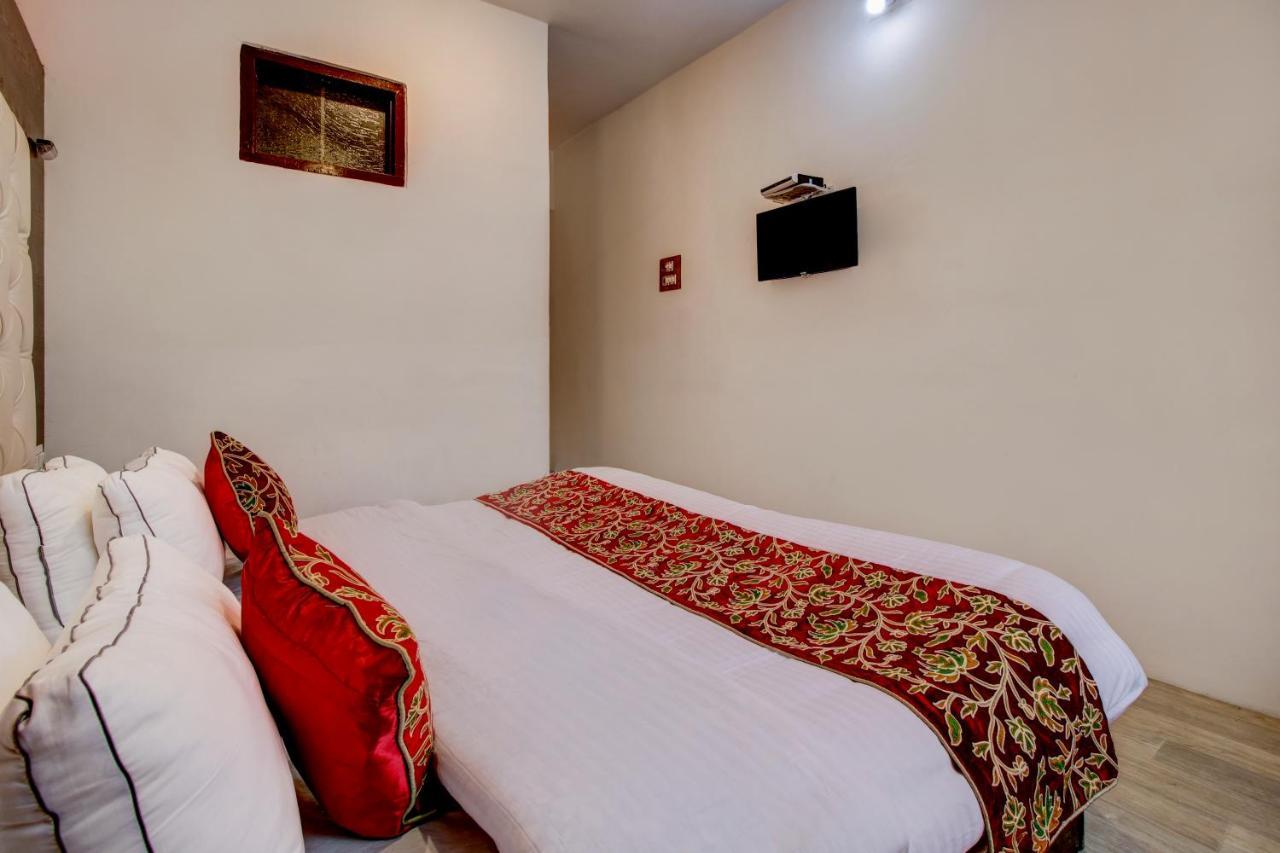 Hotel Royal Hameed Srīnagar Eksteriør billede